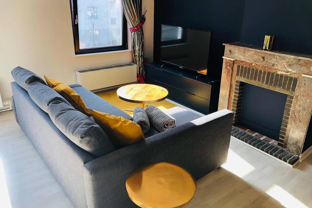 Brussels By Foot! Authenticity & Luxury Nearby Exterior photo